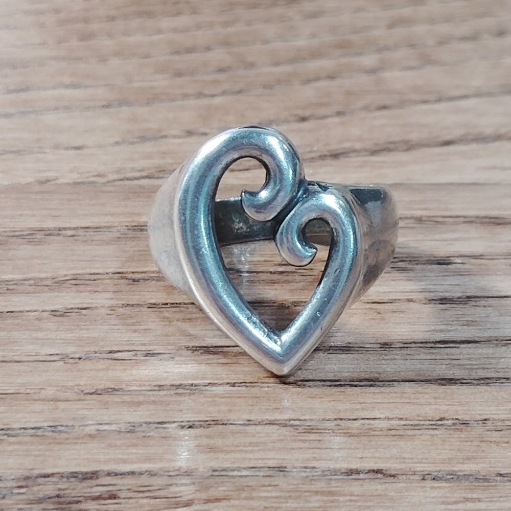 James Avery 925 Sterling Silver Mother's Love Ring Size 6
